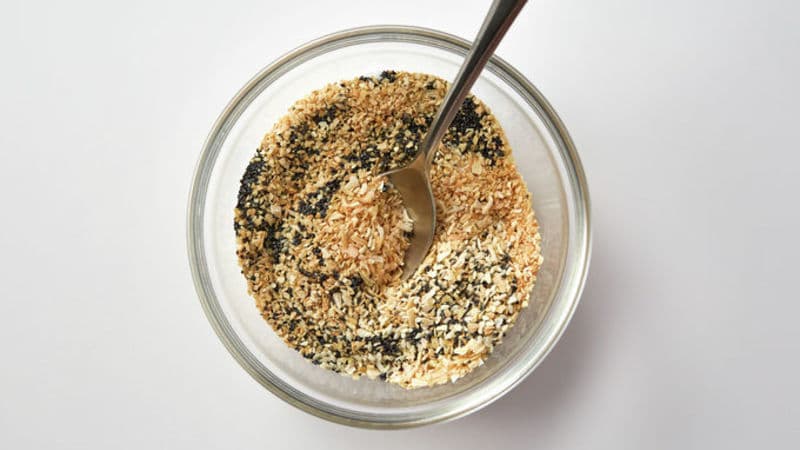DIY Everything Bagel Seasoning
