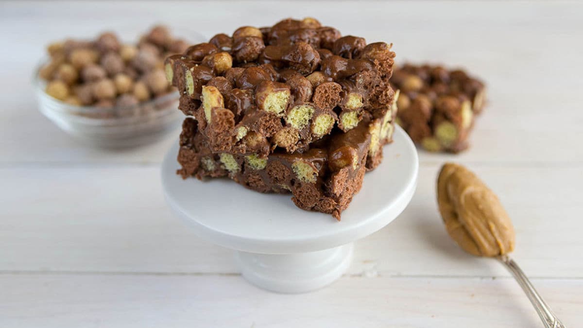 REESE’S PUFFS No-Bake Bars
